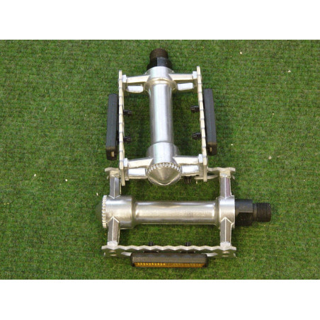 PAR PEDALES PASEO CLÁSICOS ALUMINIO