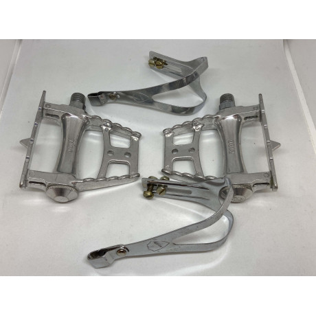 PEDALES TIPO ZEUS SUPERCRONOS SIN CAJA + CALAPIES